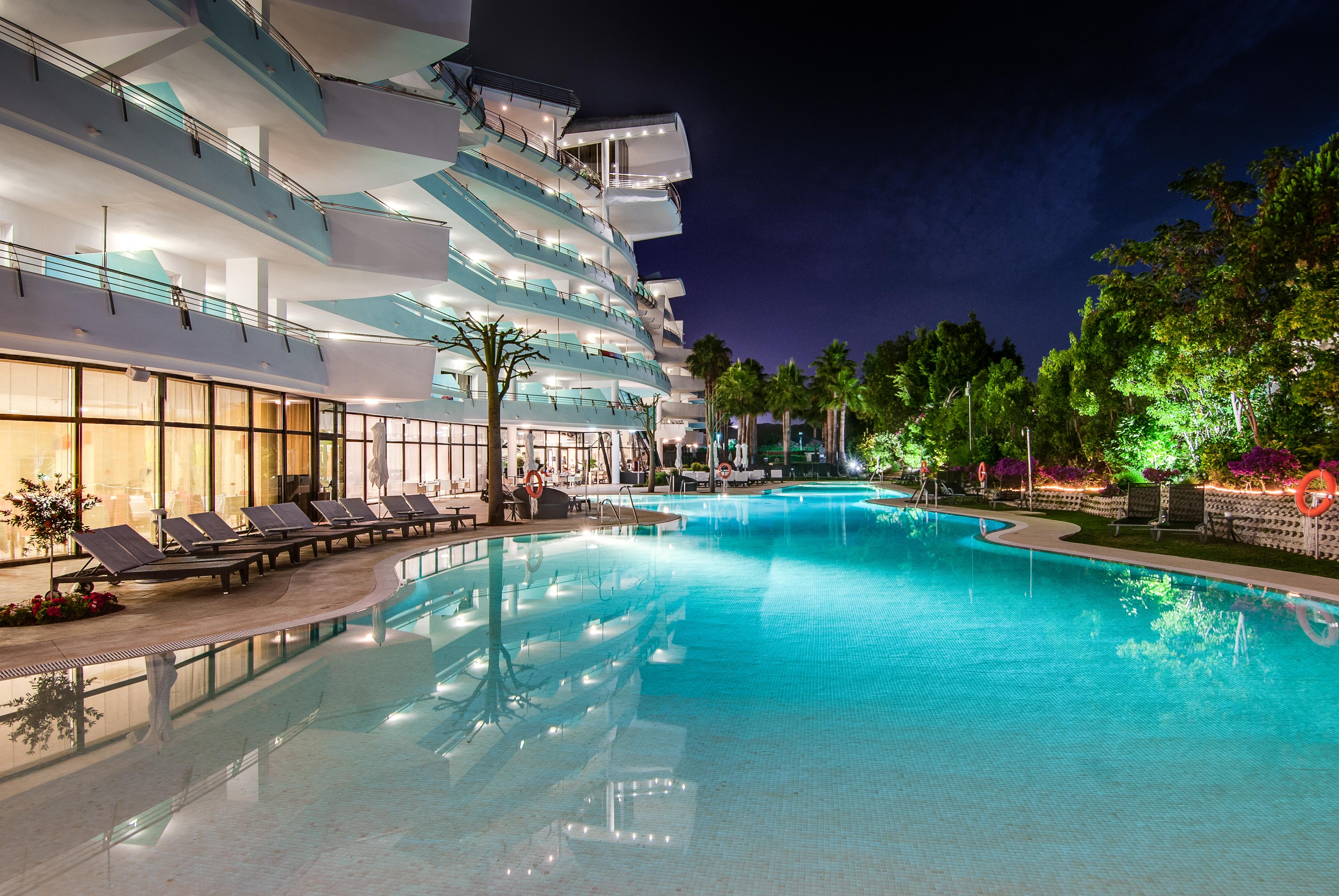 Senator Banus (Adults Only) Hotell Estepona Exteriör bild